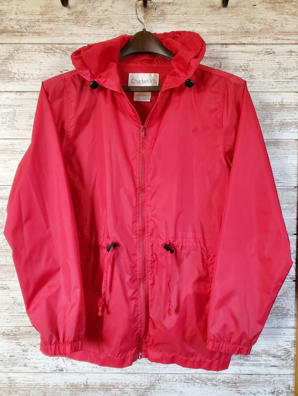 VTG Chadwicks of Boston Red Hooded Cinch Waist Windbreaker Rain Jacket